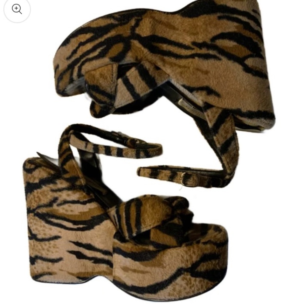 Vintage 1990s Tiger Print Faux Fur Platform Shoes 7